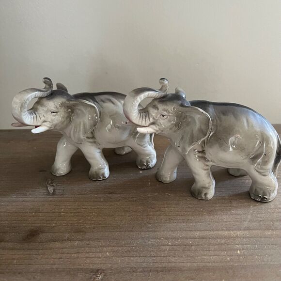 Vintage Mid Century Elephants Figurine Trunk Up Gray Porcelain Japan Collectible - Picture 1 of 6